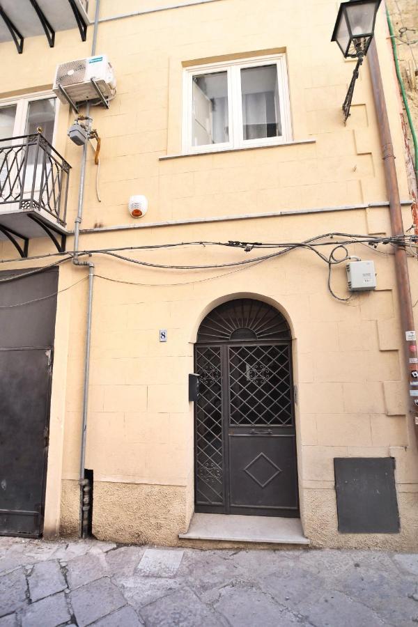 San Basilio'S Home Historical Center Palermo Exteriör bild