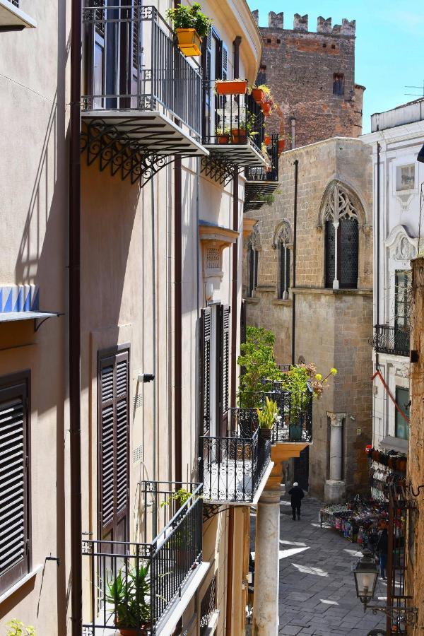San Basilio'S Home Historical Center Palermo Exteriör bild